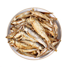 Load image into Gallery viewer, LuckyQworms Dried Freshwater Fish 1 lb for Cats, Chickens, Wild Birds, Hedgehogs, Reptiles, Lizards, Bearded Dragons, Fish, Turtles High Protein Natural Insect Food Resealable Bag
